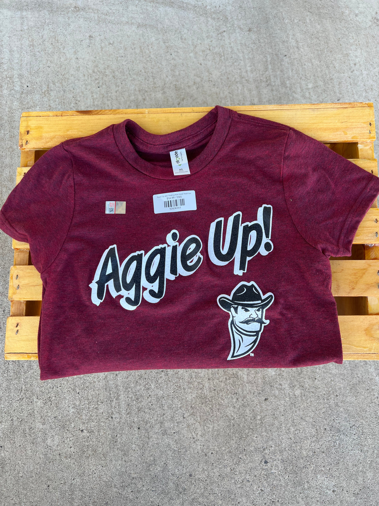 Aggie Up and Floating Pete Head Youth tee